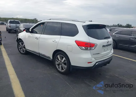 2015 Nissan Pathfinder Platinum z USA, uszkodzony, nr VIN 5N1AR2MN3FC618069
